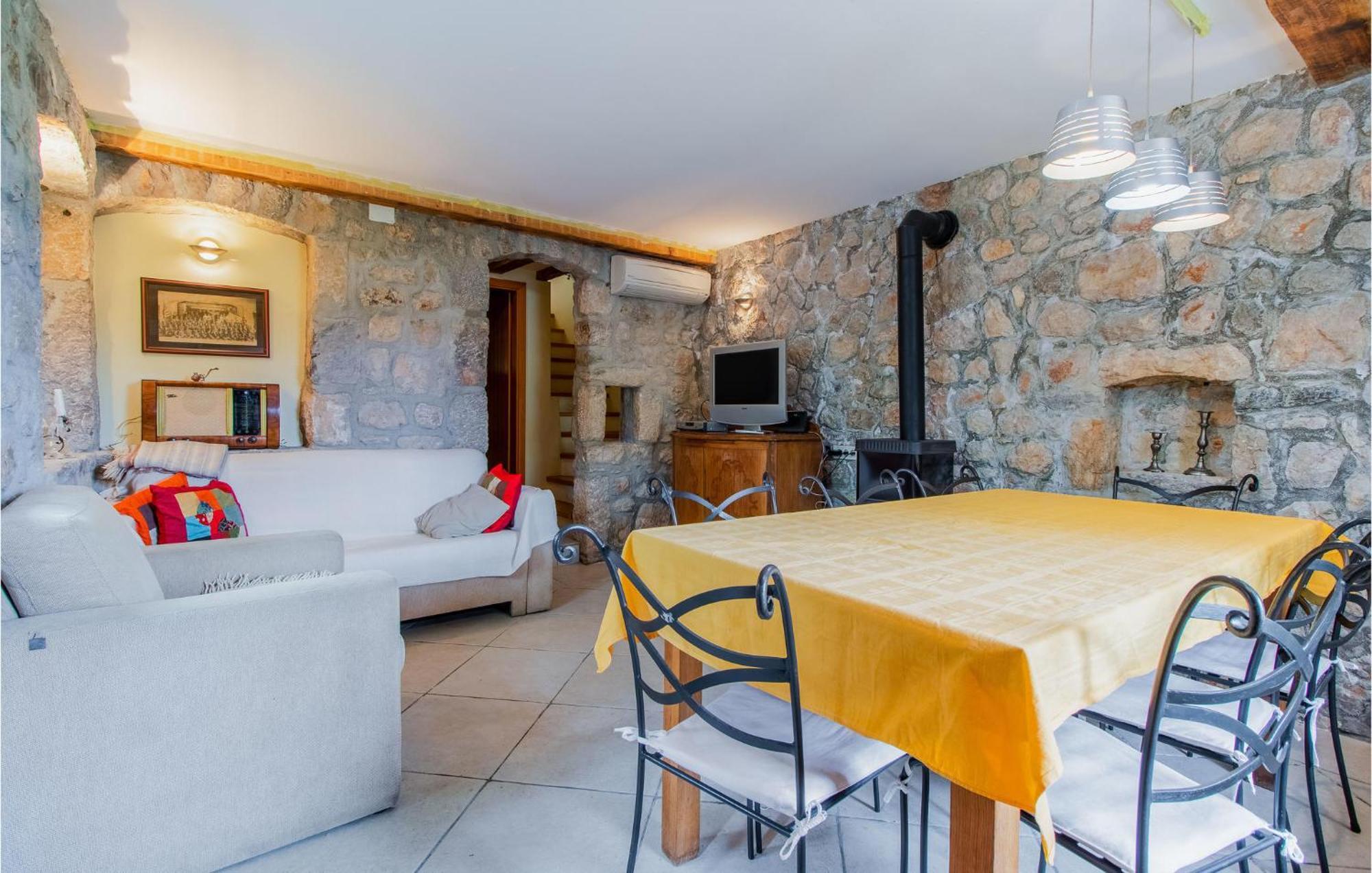 Stunning Home In Bribir With Wifi Екстер'єр фото