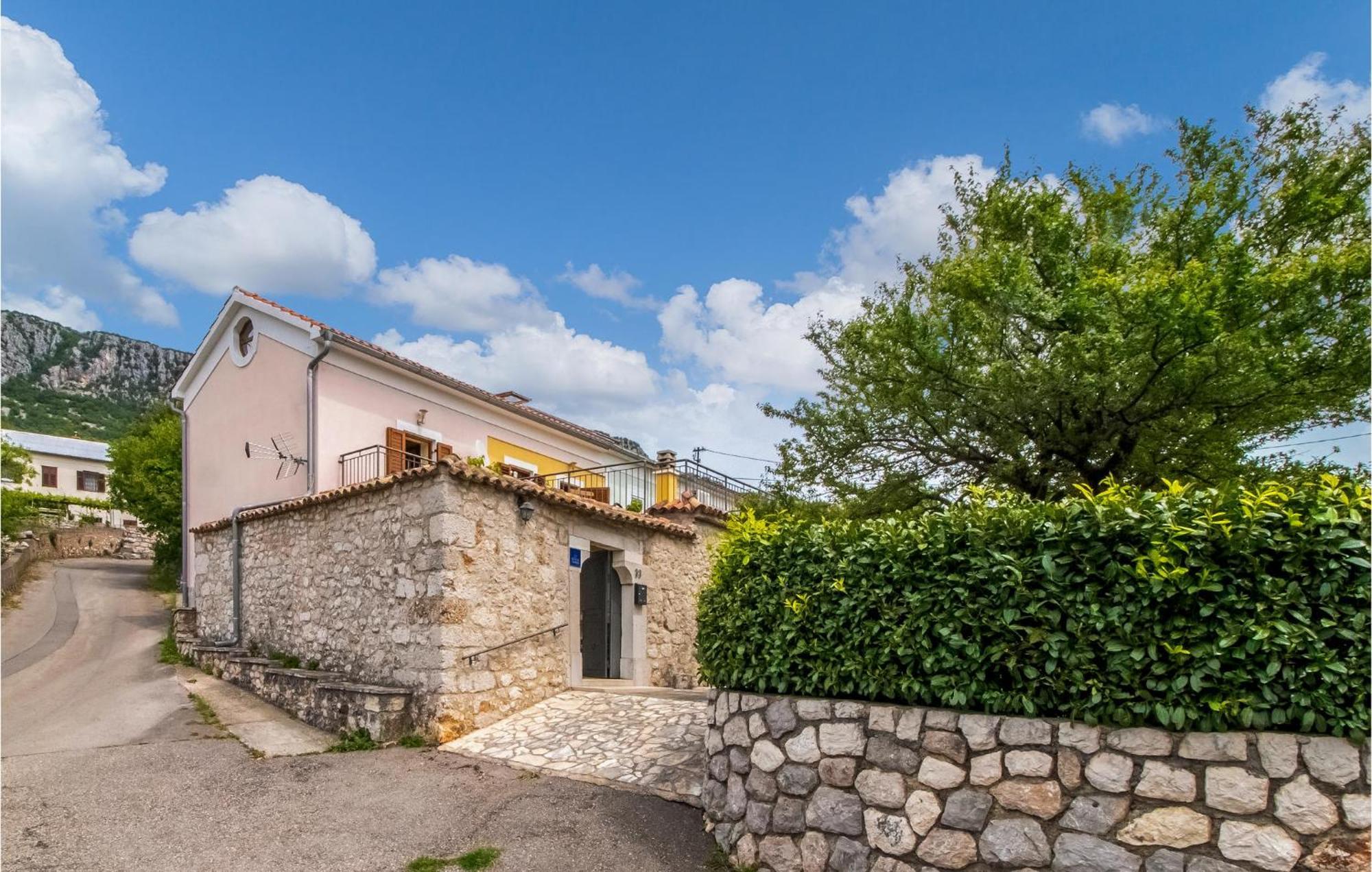 Stunning Home In Bribir With Wifi Екстер'єр фото