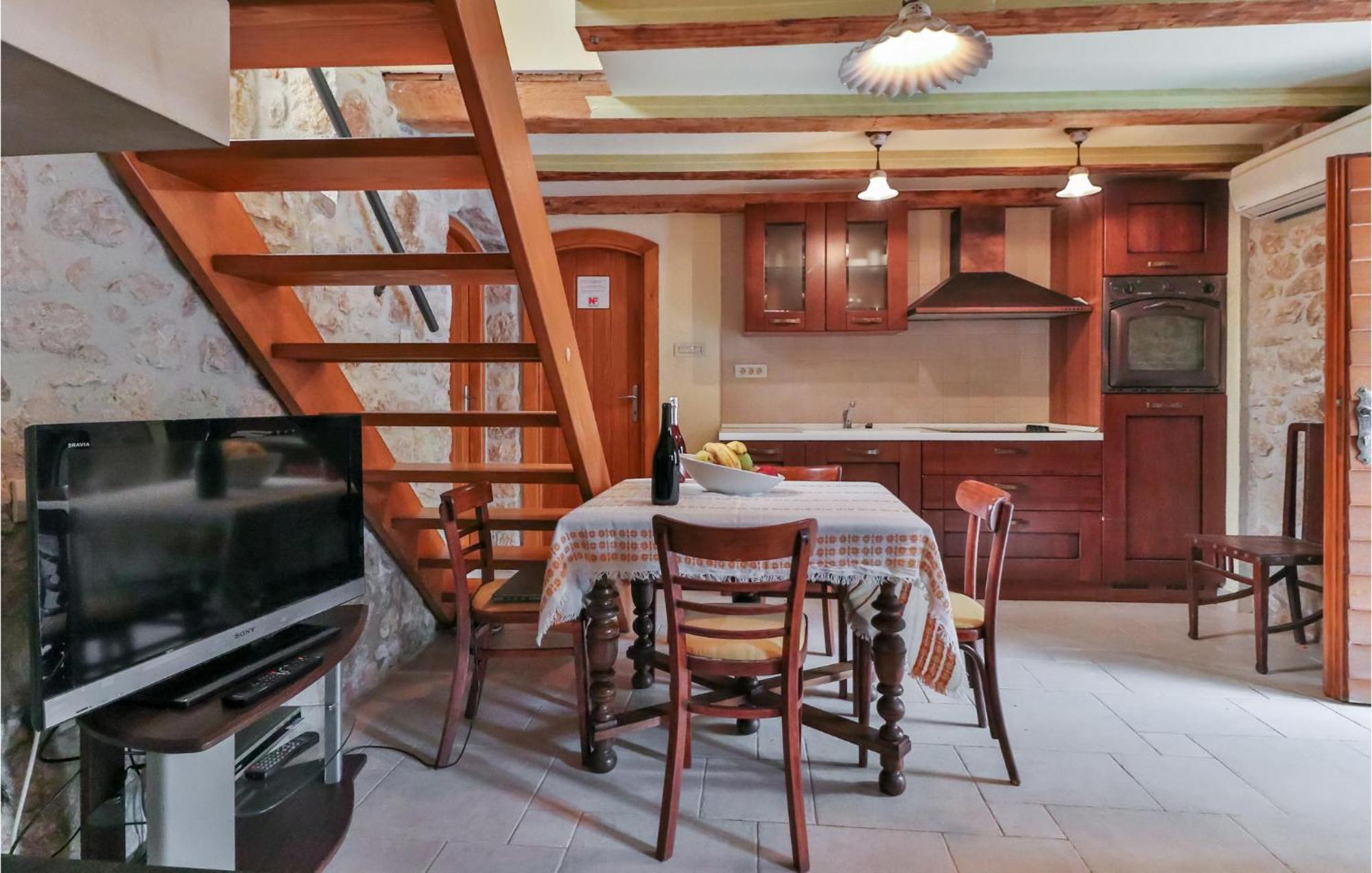 Stunning Home In Bribir With Wifi Екстер'єр фото