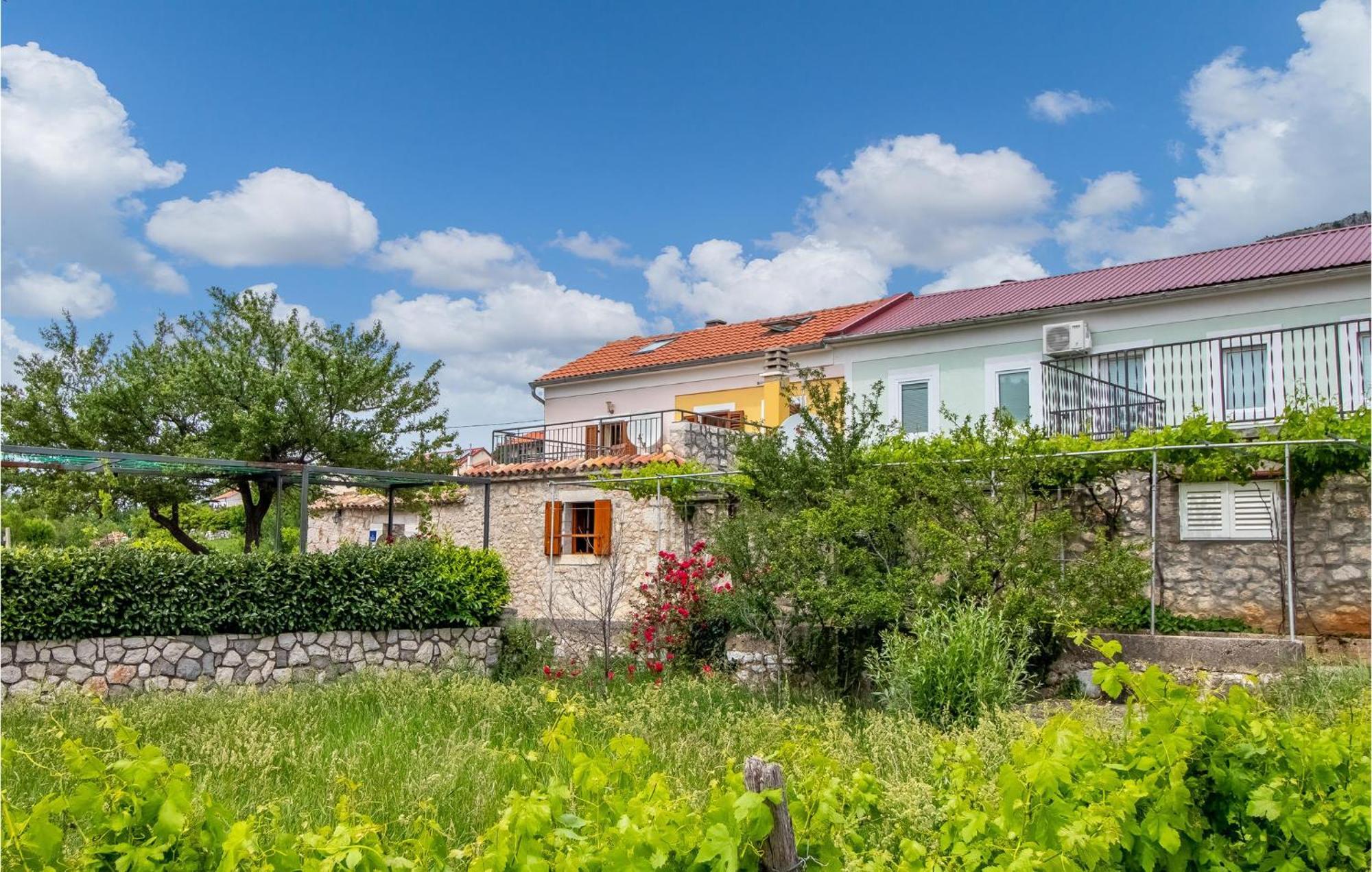Stunning Home In Bribir With Wifi Екстер'єр фото